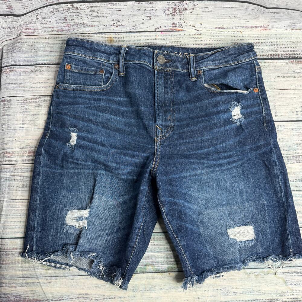 American Eagle Next Level AirFlex Men’s 34 Distressed Denim Cutoff Shorts